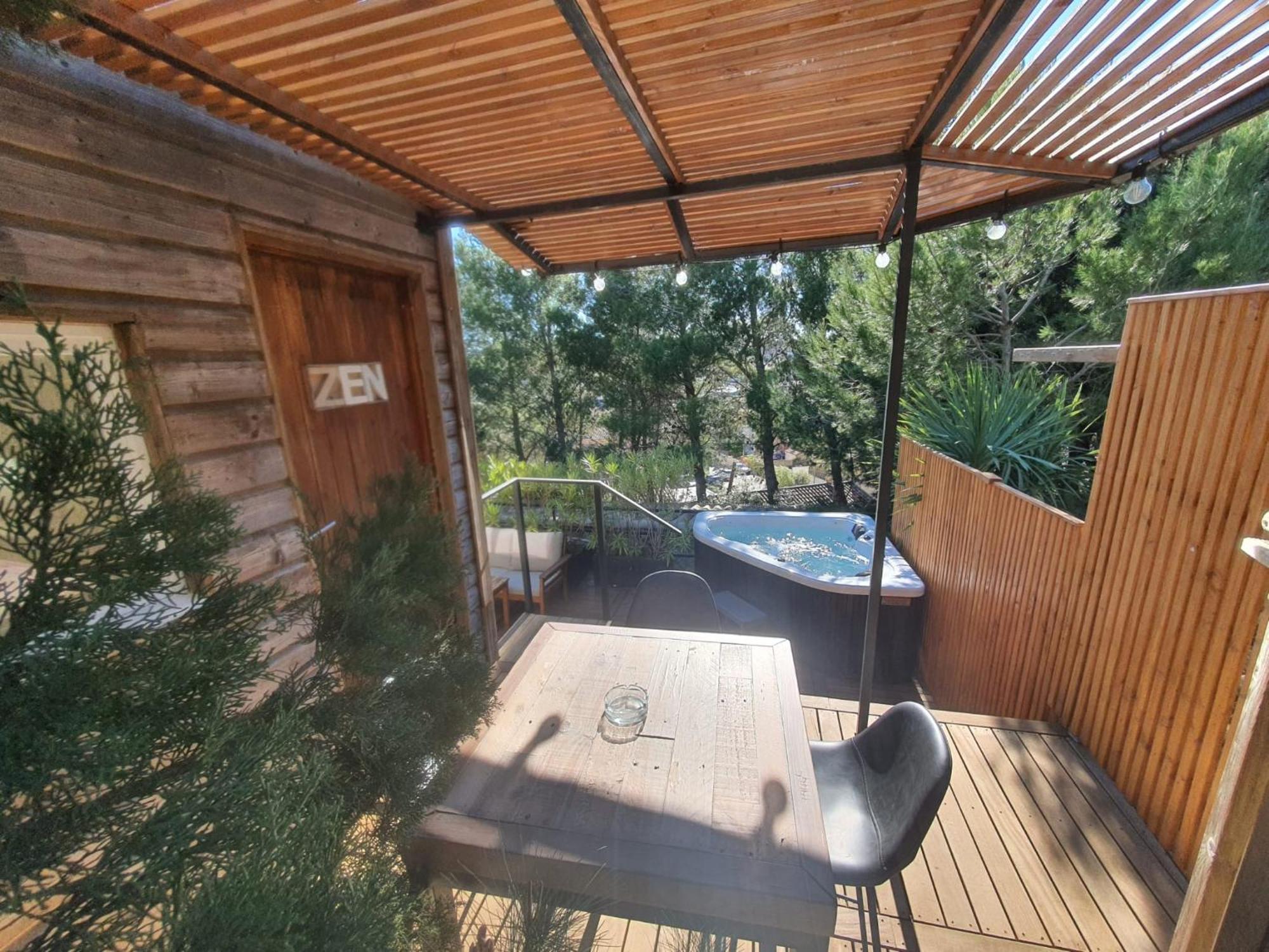 Les Jardins De L'Oustal Villa Narbonne Exterior photo